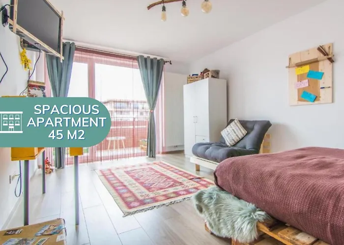 Daire The Artist's Corner